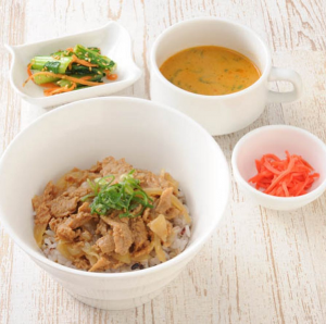 Soy meat beef bowl combo (Ueno store / Tokyo store only) 820 yen