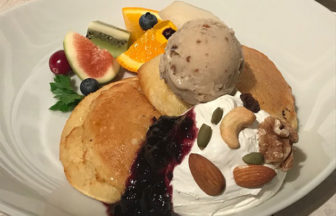 「天上のヴィーガンパンケーキ」