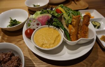 たっぷり野菜のバーニャカウダー風