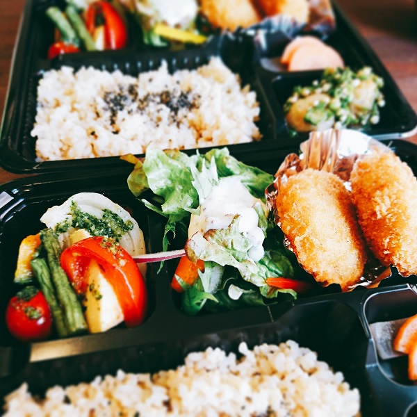 Take-out is also very satisfying. You can also enjoy the popular taste at home.