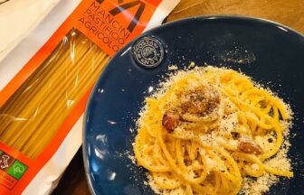 岩堀シェフがローマの名店ロショーリで毎日１００食作り続けた生クリームなしのローマの正統派カルボナーラ（1,958円）